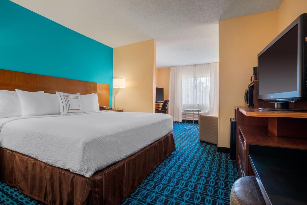 Comfort Inn & Suites Texas City Exterior photo